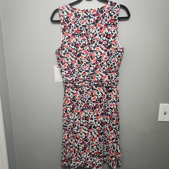 Floral V-Neck Sleeveless  Mini Dress in Pink Mix Size 10 New With Tags - Picture 7 of 8